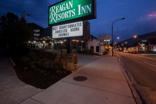 Reagan Resorts Inn - image 11