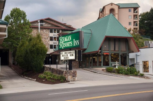 Reagan Resorts Inn - image 6