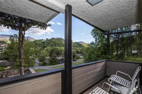 Chalet Inn - image 6