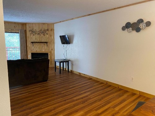 Zoders Inn and Suites - image 7