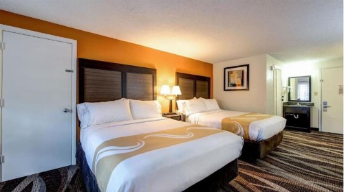 Quality Inn Creekside - Downtown Gatlinburg - image 21