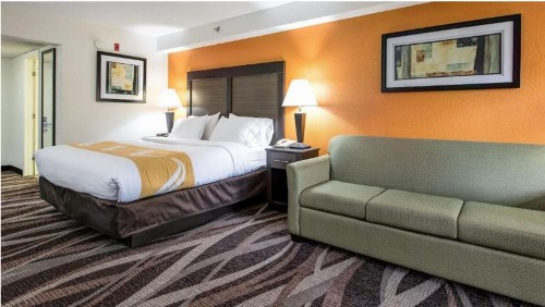 Quality Inn Creekside - Downtown Gatlinburg - image 27