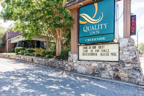 Quality Inn Creekside - Downtown Gatlinburg - image 30