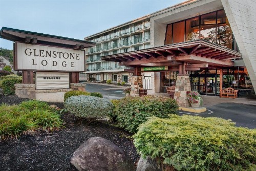 Glenstone Lodge - image 15