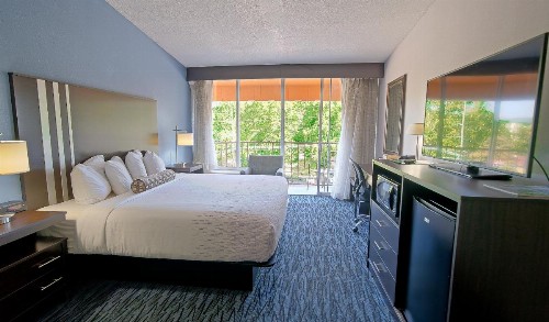 Glenstone Lodge - image 32