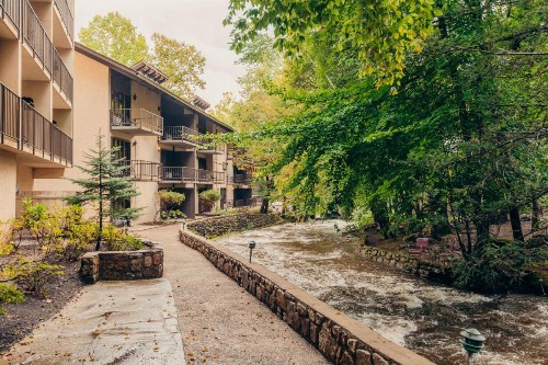 The Brookside Resort By FairBridge - image 2