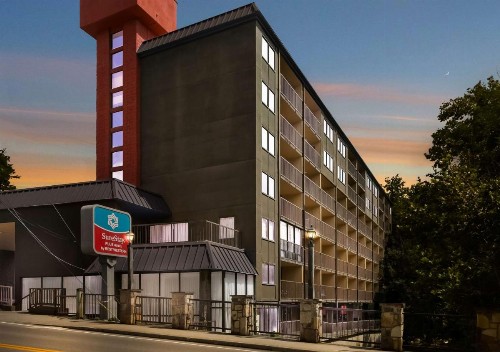 SureStay Plus Hotel by Best Western Gatlinburg