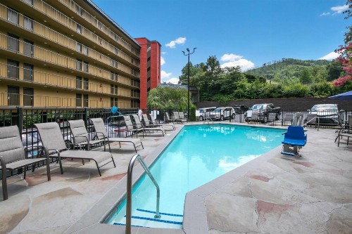 SureStay Plus Hotel by Best Western Gatlinburg - image 11