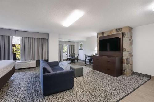 SureStay Plus Hotel by Best Western Gatlinburg - image 14