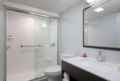 SureStay Plus Hotel by Best Western Gatlinburg - image 25