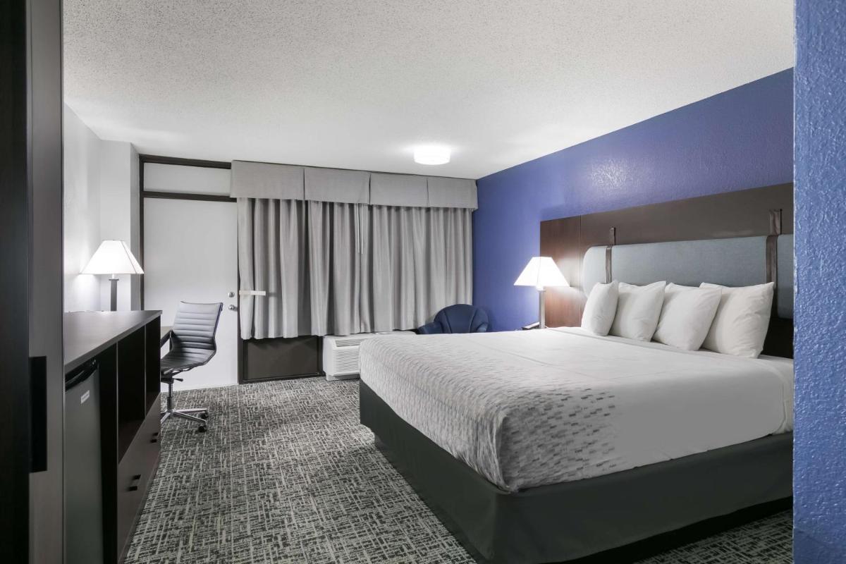 SureStay Plus Hotel by Best Western Gatlinburg - image 5
