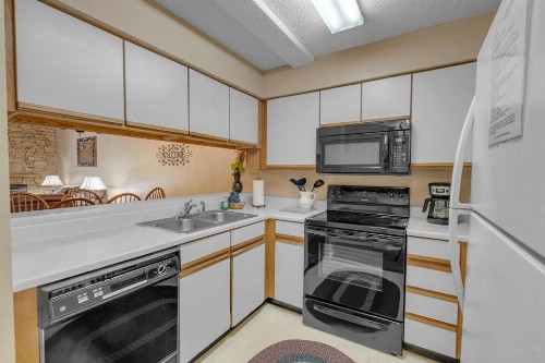 Park Place Condos - image 11