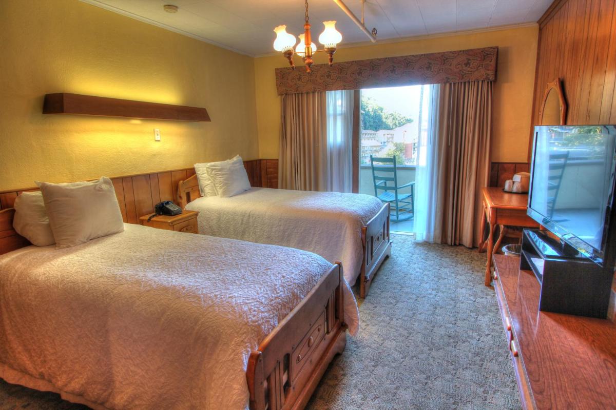 Gatlinburg Inn - image 4