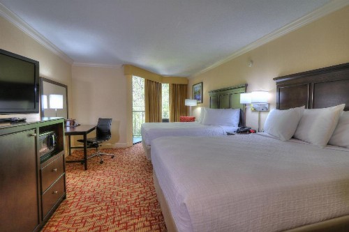 Edgewater Hotel and Conference Center - image 12