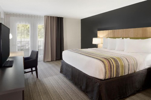 Country Inn & Suites by Radisson Gatlinburg TN - image 16