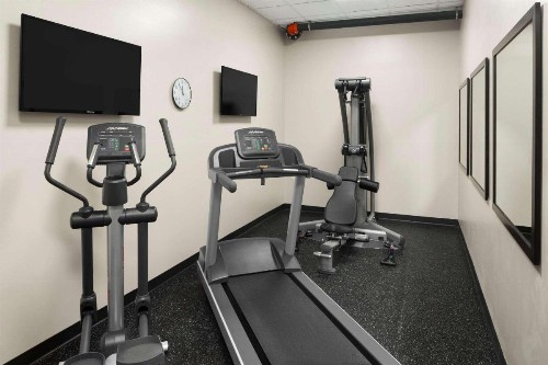Country Inn & Suites by Radisson Gatlinburg TN - image 20
