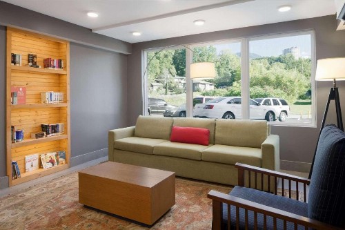 Country Inn & Suites by Radisson Gatlinburg TN - image 38