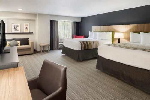 Country Inn & Suites by Radisson Gatlinburg TN - image 6