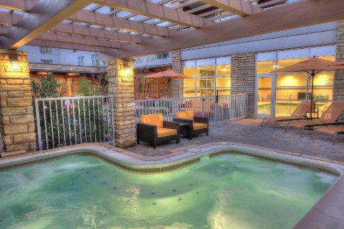 Courtyard by Marriott Gatlinburg Downtown - image 23