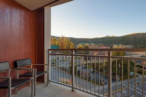Courtyard by Marriott Gatlinburg Downtown - image 35