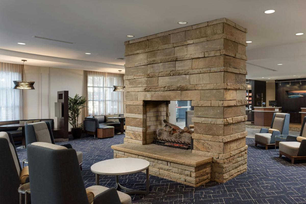 Courtyard by Marriott Gatlinburg Downtown - image 7