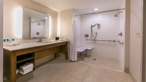 Holiday Inn Express Gatlinburg Downtown an IHG Hotel - image 23