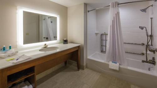 Holiday Inn Express Gatlinburg Downtown an IHG Hotel - image 29