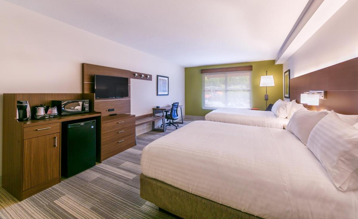 Holiday Inn Express Gatlinburg Downtown an IHG Hotel - image 3