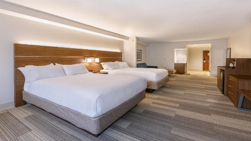 Holiday Inn Express Gatlinburg Downtown an IHG Hotel - image 35