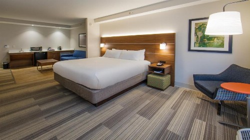 Holiday Inn Express Gatlinburg Downtown an IHG Hotel - image 44