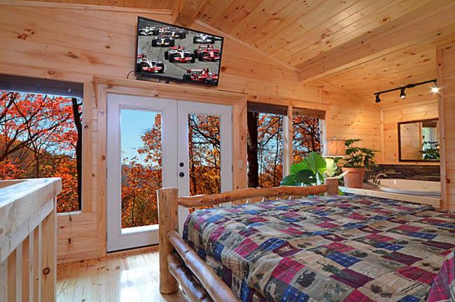 #820 Honeymoon Hideaway - image 3