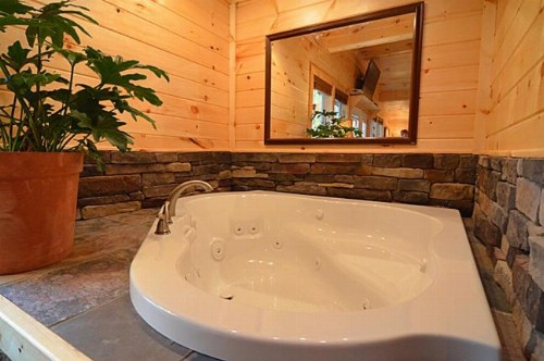 #820 Honeymoon Hideaway - image 7