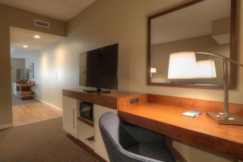 Hampton Inn Gatlinburg Historic Nature Trail Tn - image 30