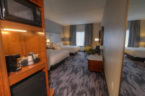 Fairfield Inn & Suites by Marriott Gatlinburg Downtown - image 12