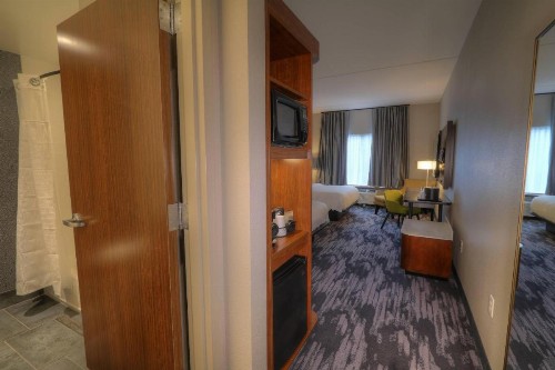 Fairfield Inn & Suites by Marriott Gatlinburg Downtown - image 13