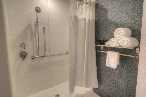 Fairfield Inn & Suites by Marriott Gatlinburg Downtown - image 19