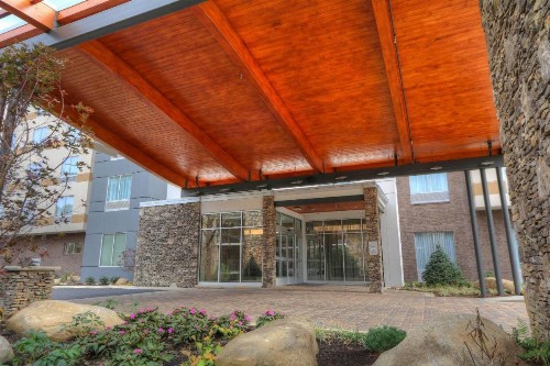 Fairfield Inn & Suites by Marriott Gatlinburg Downtown - image 5