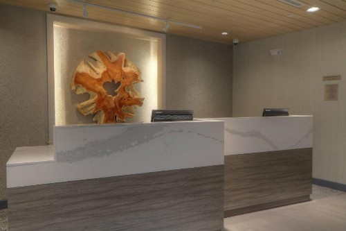 Fairfield Inn & Suites by Marriott Gatlinburg Downtown - image 6