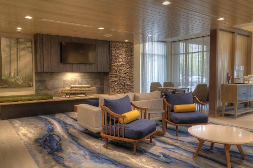 Fairfield Inn & Suites by Marriott Gatlinburg Downtown - image 8