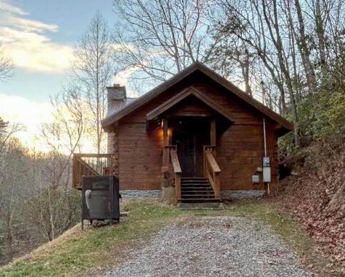 Honeymoon Hideaway - image 1