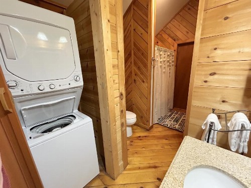 Honeymoon Hideaway - image 10