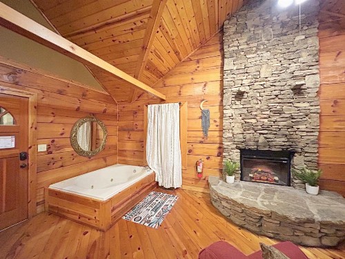 Honeymoon Hideaway - image 30