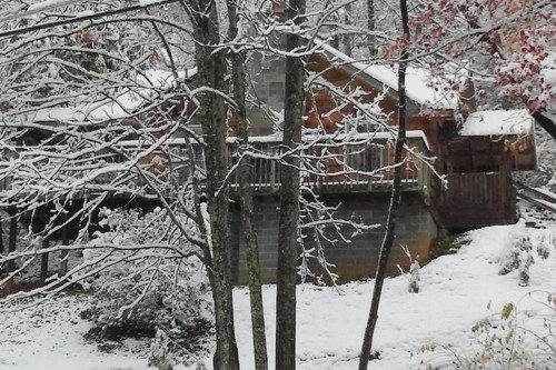 Honeymoon Hideaway - image 4
