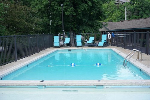Marshall's Creek Rest Motel - image 15