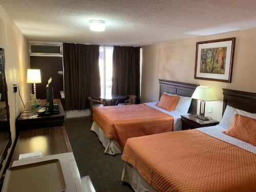 East Side Motel - image 8