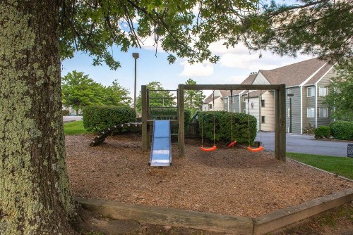 Summit View Condos - image 2