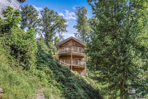 Distiller'S Den Cabin Cabin - image 3