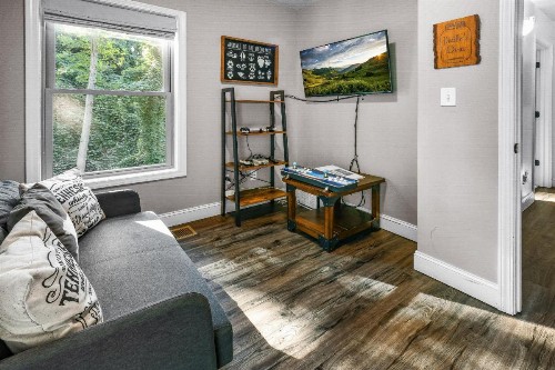 Distiller'S Den Cabin Cabin - image 46