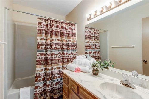 God's View 2 Bedrooms Pet Friendly Mountain View Hot Tub Sleeps 4 - image 10