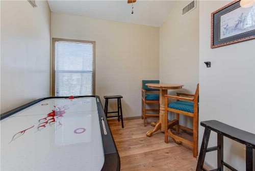 God's View 2 Bedrooms Pet Friendly Mountain View Hot Tub Sleeps 4 - image 8
